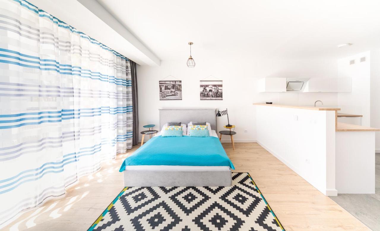 Raval Apartments - Light Blue Ревал Екстериор снимка